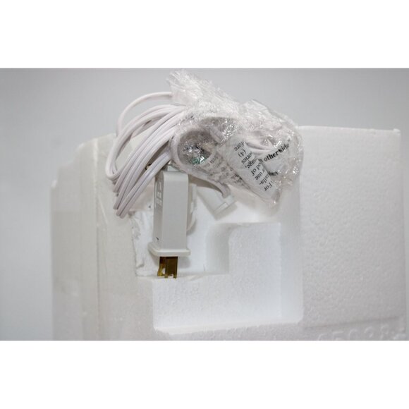 Lemax Caddington Village - Whately's Elementary School - Picture 3 of 5